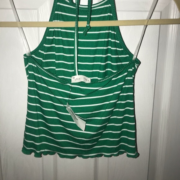 Full Tilt halter top - Picture 3 of 3